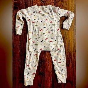 Kissy kissy Pajamas long sleeve size 6